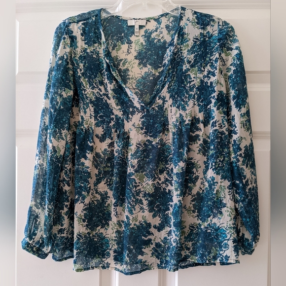 Joie Tops - Joie silk blouse top size XS pintuck detailing washed silk floral blue green